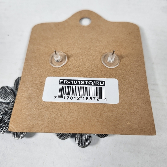 Rustic Couture's blue/red floral drop earrings - Picture 2 of 3